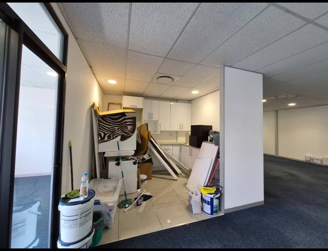 241M² OFFICE TO LET IN DUNKELD